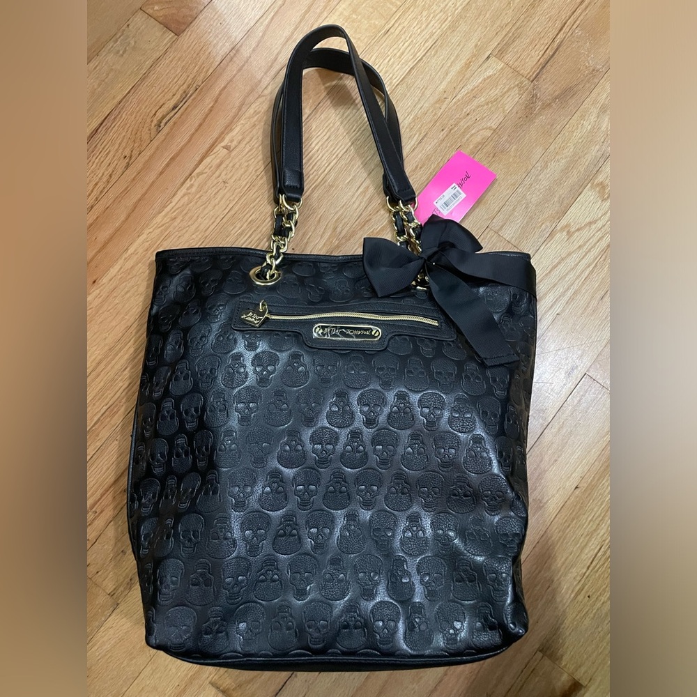 NEW Betsey Johnson Black Skulls tote bag large NWT